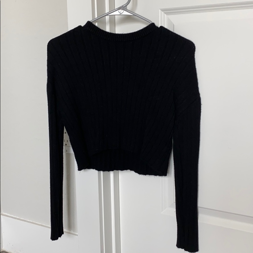 Black cropped sweater